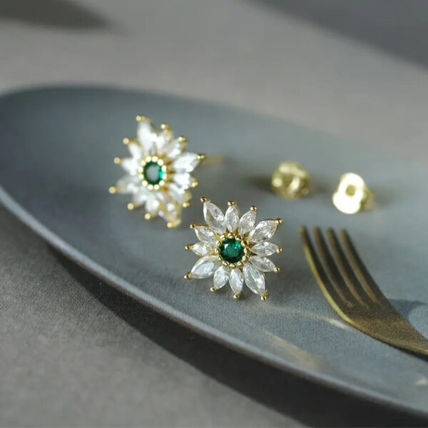 Flower Earrings Women's Elegant Fashion - Image 2